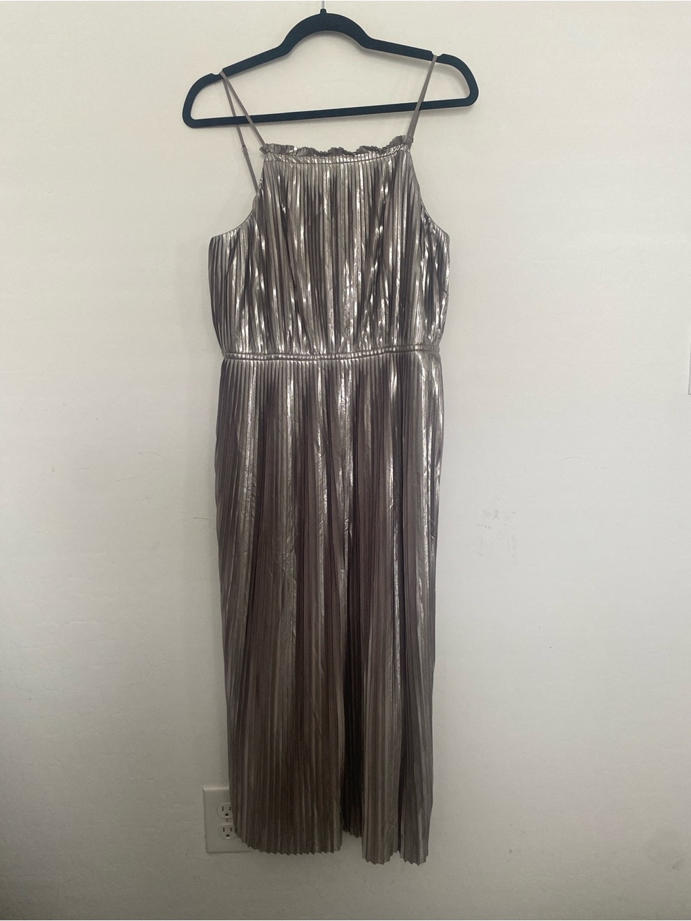 Banana Republic Metallic Pleated Maxi Dress in Silver